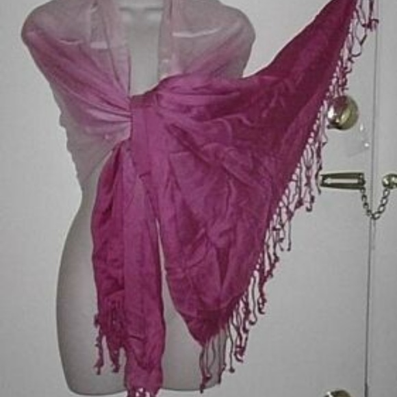 Vintage umbre pink scarf/wrap/cover-up with fringe